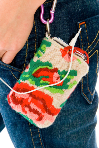Embroidered Roses Large Ipod Holder