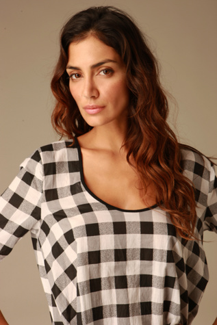 White/black Plaid