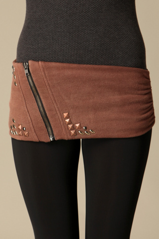 Brown Studs
