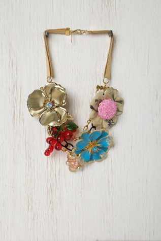 One of a Kind Vintage Flower Necklace
