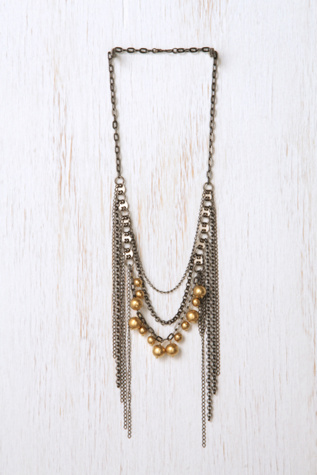 Dripping Gold Pearl Necklace
