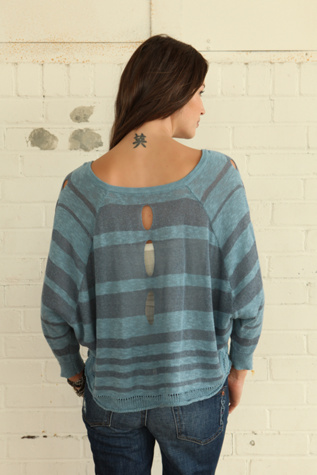 Blue/grey