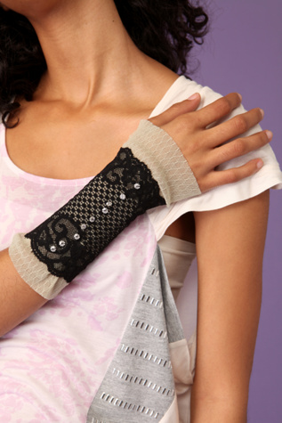 Layered Lace Cuff Sleeve