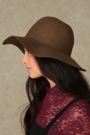 Janis Brimmed Wool Tall Hat