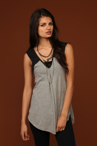 Colorblock V-Neck Tee