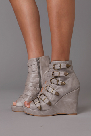 Arrowhead Wedge