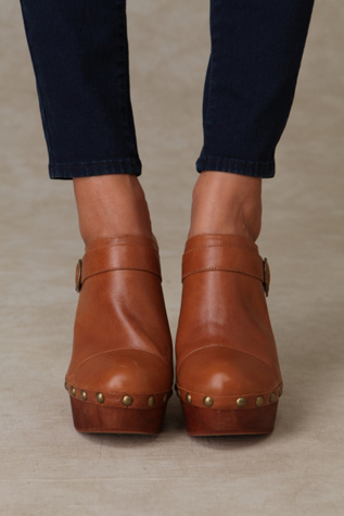 Tan