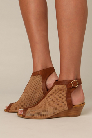 Swift Sandal