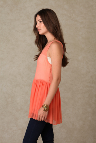 BRIGHT CORAL