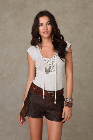 Shakuhachi Leather Short