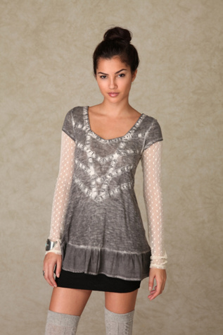 Short Sleeve Prism Flounce Tunic