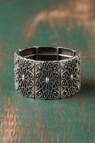 Lady Engraved Bracelet