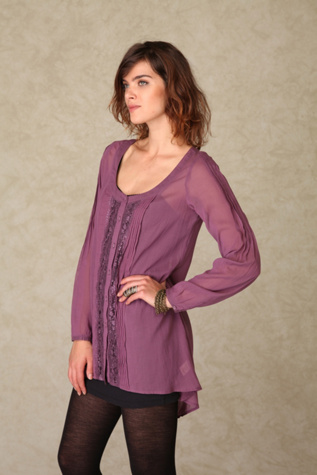 Centered Lace Buttondown