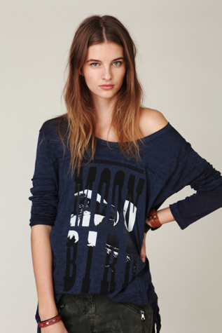 Graphic Pullover