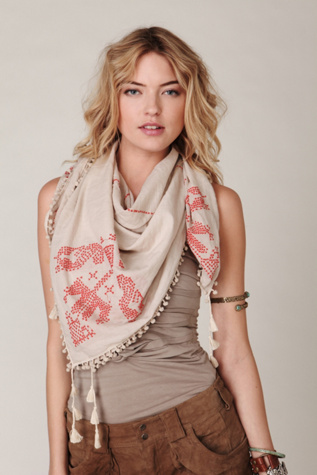 Beige/ Orange