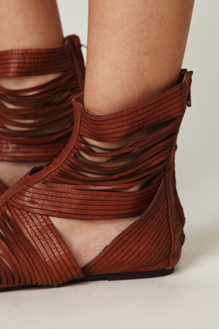 Leonidas Sandal