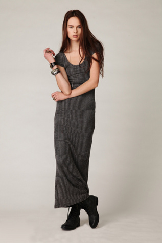 Pucker Knit Short Sleeve Maxi Dress