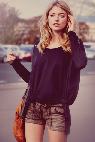 Super Tee