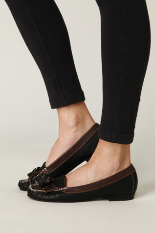 Black/ Brown