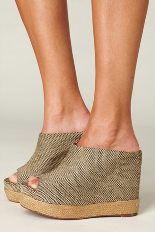 Amanda Mule Wedge