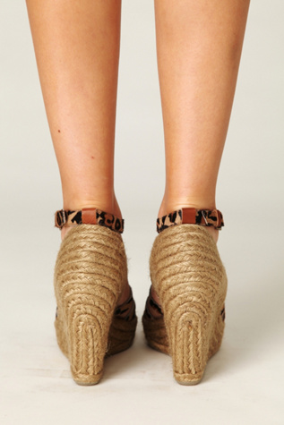 Nude New Leopard