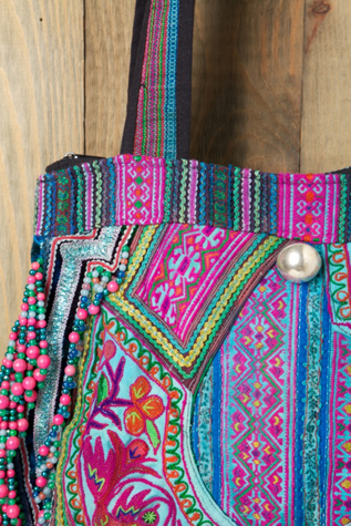 Yikita Fringe Bag