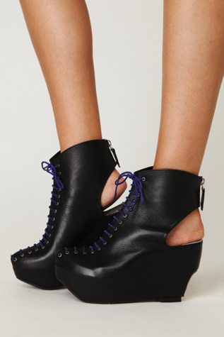Brielle Peep Back Wedge