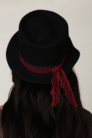 Dusty Top Hat
