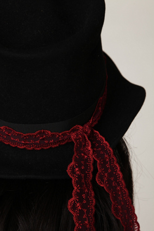 Dusty Top Hat