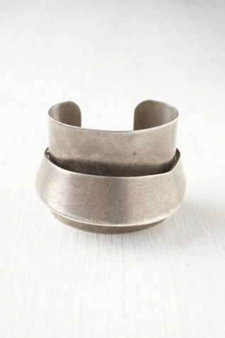 Lust Cuff