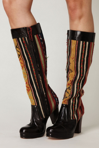 Manta Tall Boot