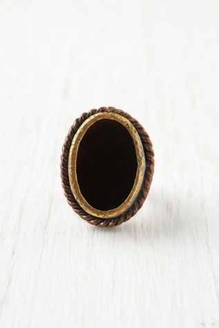 Bergamo Onyx Ring