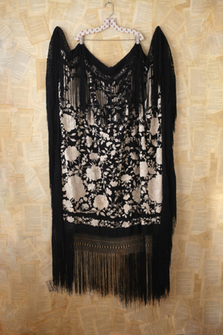 Vintage Piano Shawl