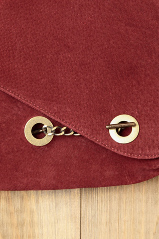 Almost Famous Clutch