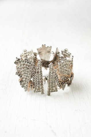 Gilded Arrowhead Bracelet