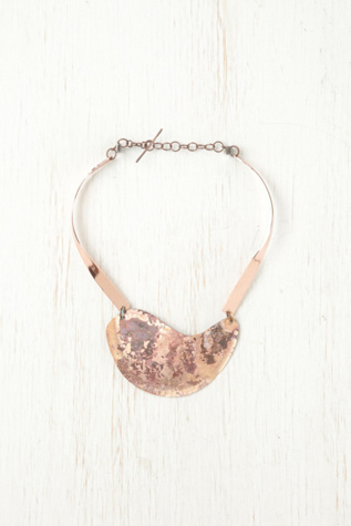 Tarnished Rose Collar