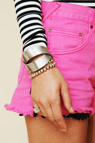 Black / White Stripe