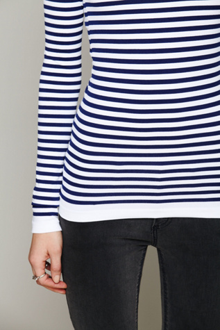 Navy Stripe / White