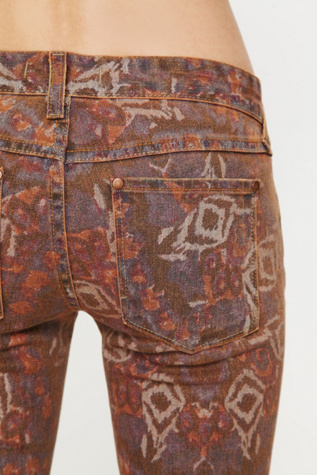 Tropic Tribal Print