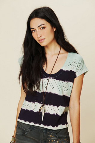 Lou Holey Grail Tee