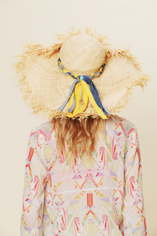 NATURAL WITH BLUE AND YELLOW