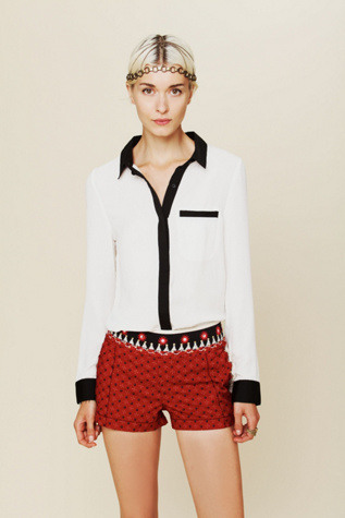 Meadow Embroidered Short