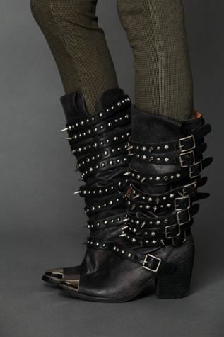 Kravitz Stud Boot