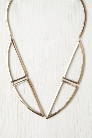 Bentuk V Bronze Necklace