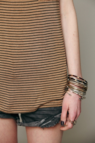 Camel / Black