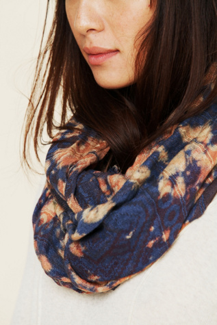 Tapestry Scarf
