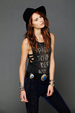 Runaway Muscle Tee