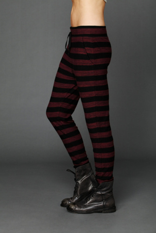 Plum / Black