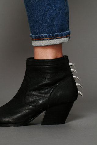 Rios Claw Back Ankle Boot