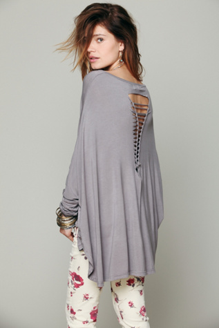 Axel Caplet Boxy Long Sleeve Tee